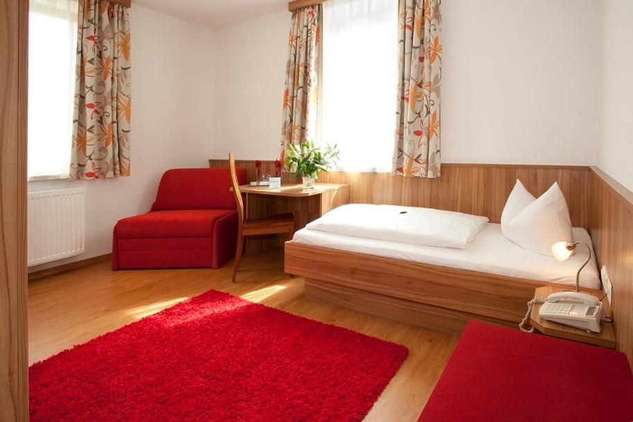 Hotel Drei Loewen Dachau Luaran gambar